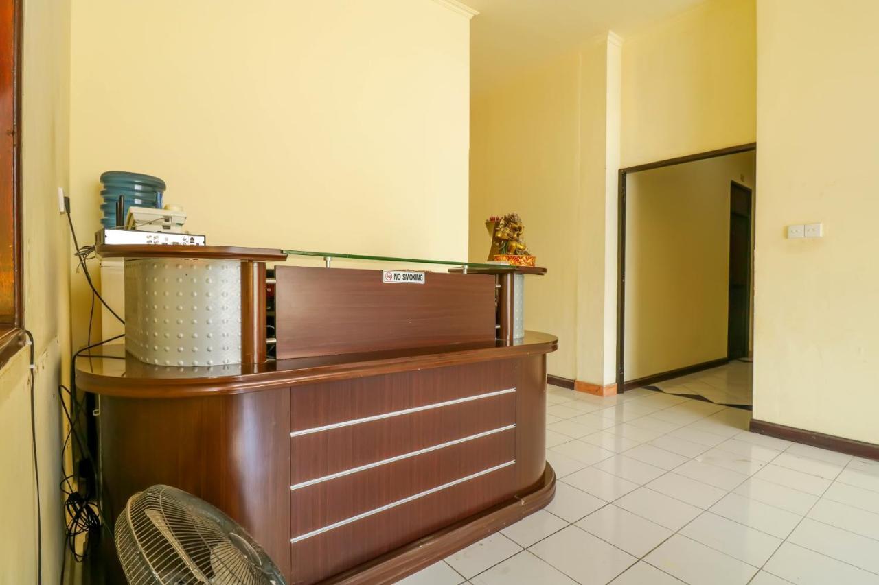 Oyo 1684 Marina Suite Apartment Bali Санур Экстерьер фото