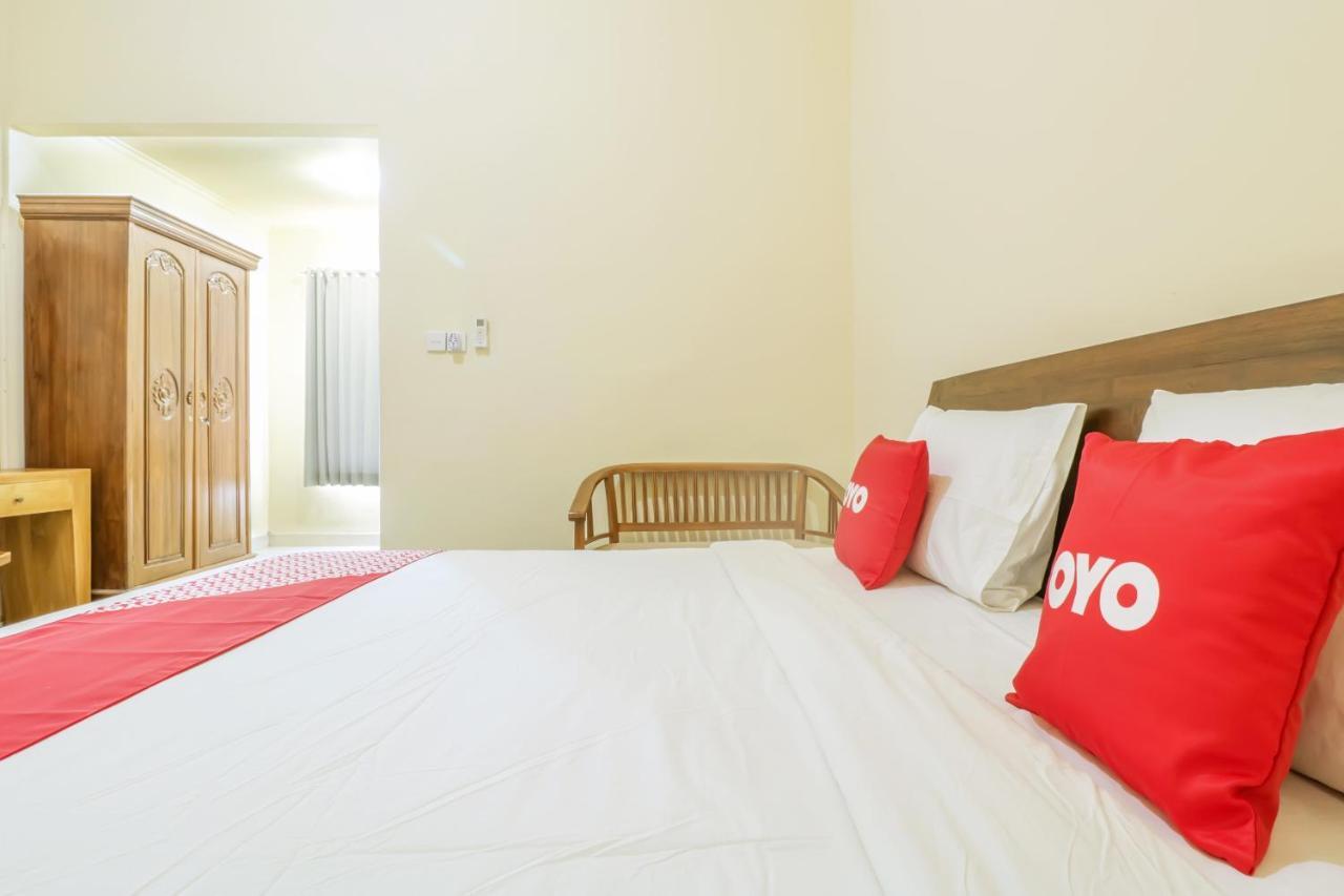 Oyo 1684 Marina Suite Apartment Bali Санур Экстерьер фото
