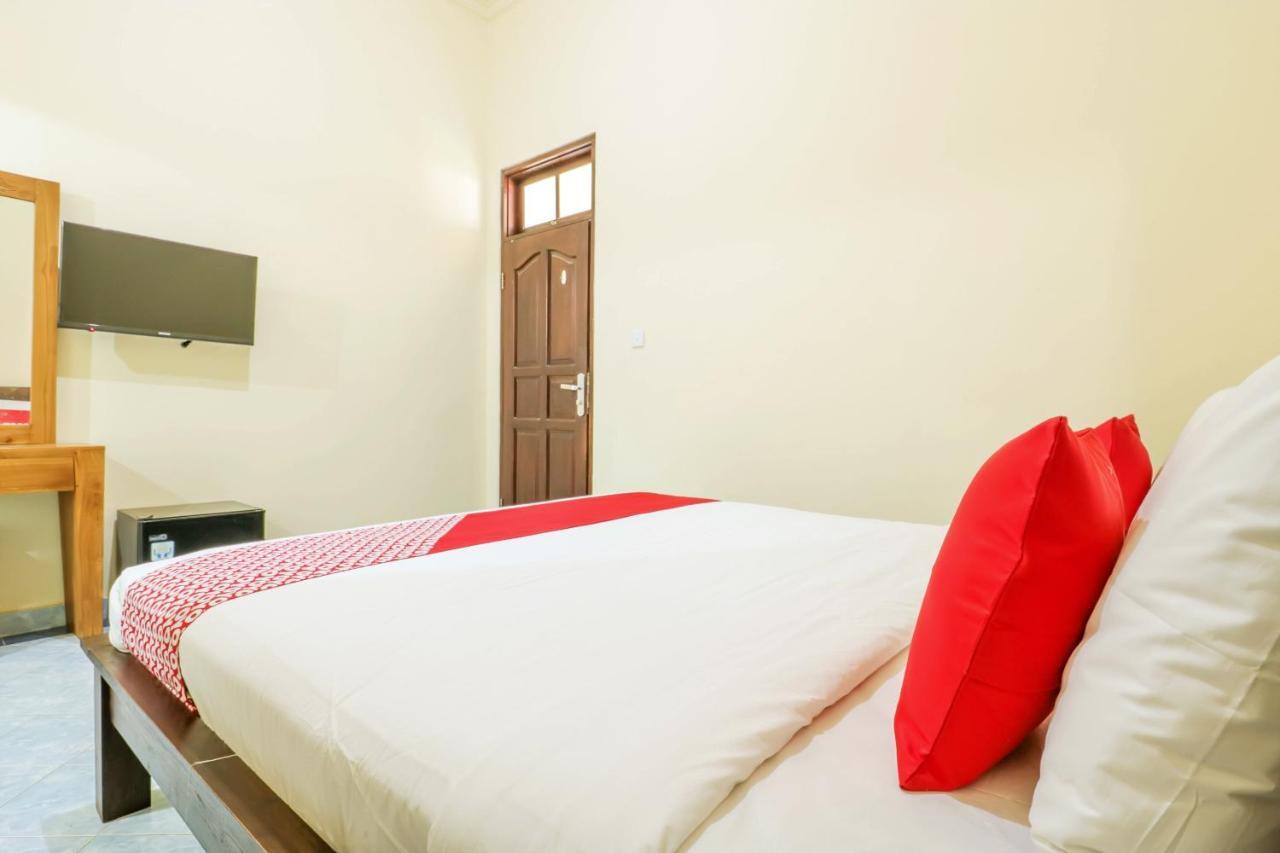 Oyo 1684 Marina Suite Apartment Bali Санур Экстерьер фото